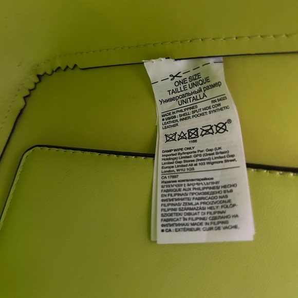 Banana Republic Leather Large East-West Tote in taupe with a lime interior - Picture 8 of 11